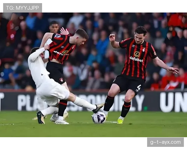 利物浦高位逼抢失灵，战术体系承压暴露阵容深度危机